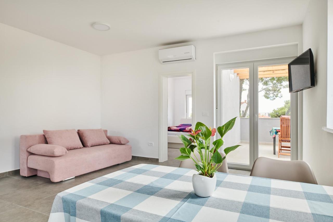 Apartmani Ivana Umag Bagian luar foto